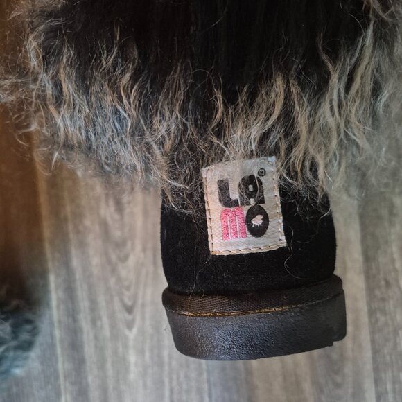 LAMO Himalaya Sheepskin Black Booties, Worn Once, 10 (41EU) - Picture 5 of 5